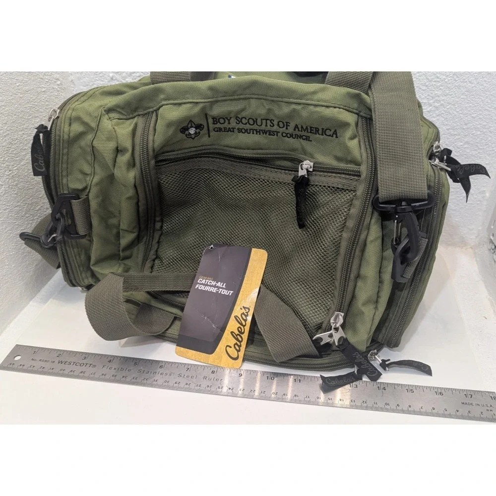 Green Cabelas  Medium size Duffel Bag With Multiple Pockets, Boy Scouts‎